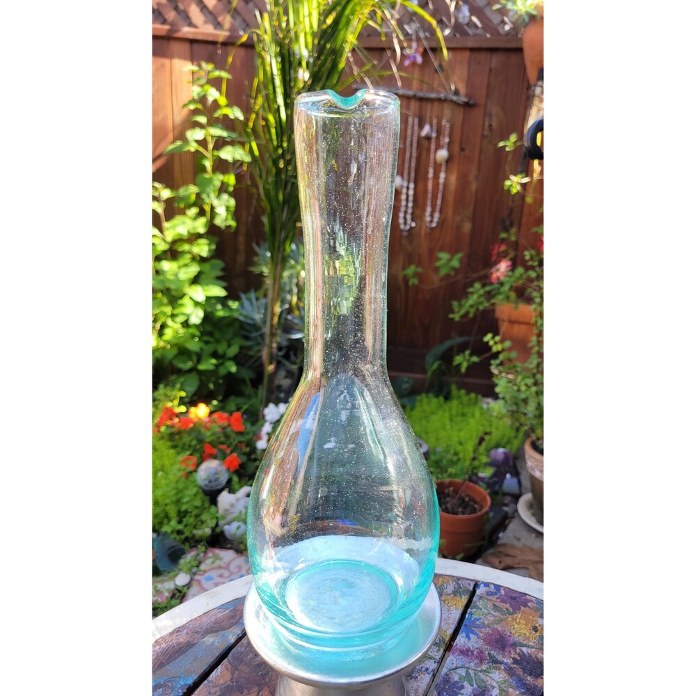 Hand‑Blown Bistrot Recycled Glass Decanter – Aqua Blue Tint, French‑Style Bottle